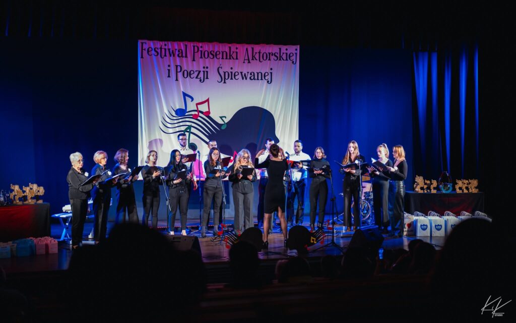 Chór MUSICOSCALA na Ogólnopolskim Festiwalu Piosenki Aktorskiej i Poezji Śpiewanej w Rzeszowie