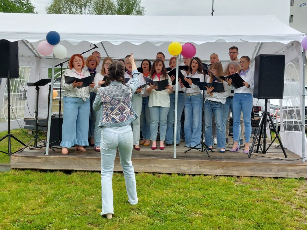 Występ chóru MUSICOSCALA na Pikniku Rodzinnym przy parafii bł. ks. Jana Balickiego w Rzeszowie