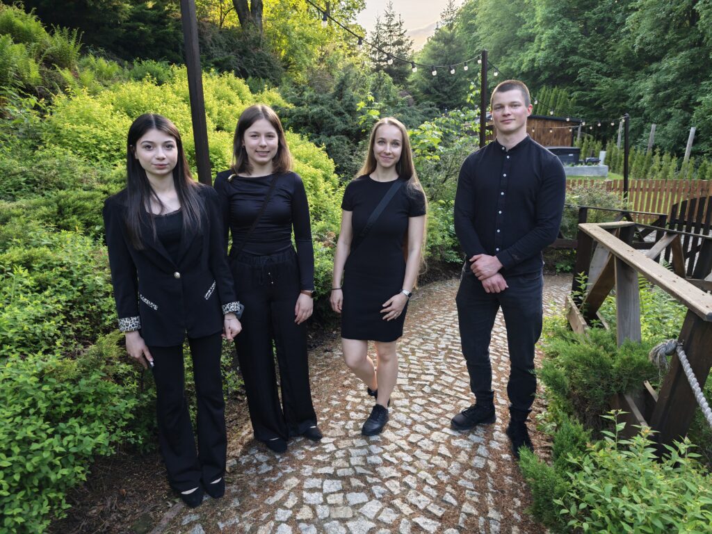 Występ Zespołu smyczkowego MUSICOSCALA na spotkaniu Stowarzyszenia Przedsiębiorców z siedzibą w Ropczycach