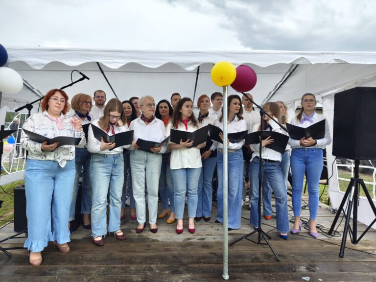 Read more about the article Występ chóru MUSICOSCALA na Pikniku Rodzinnym przy parafii bł. ks. Jana Balickiego w Rzeszowie (Staromieście Ogrody)  | 16.05.2026 r.